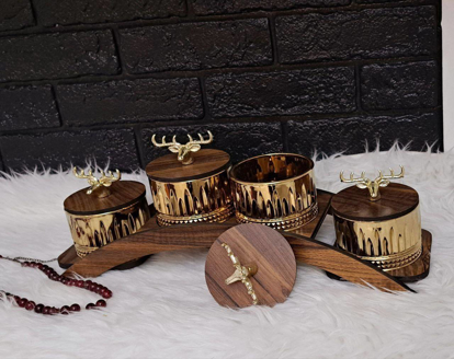 تصویر از اردوخوری گوزن