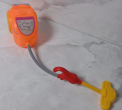 تصویر از جاروبرقی اسباب بازی ماه وستاره