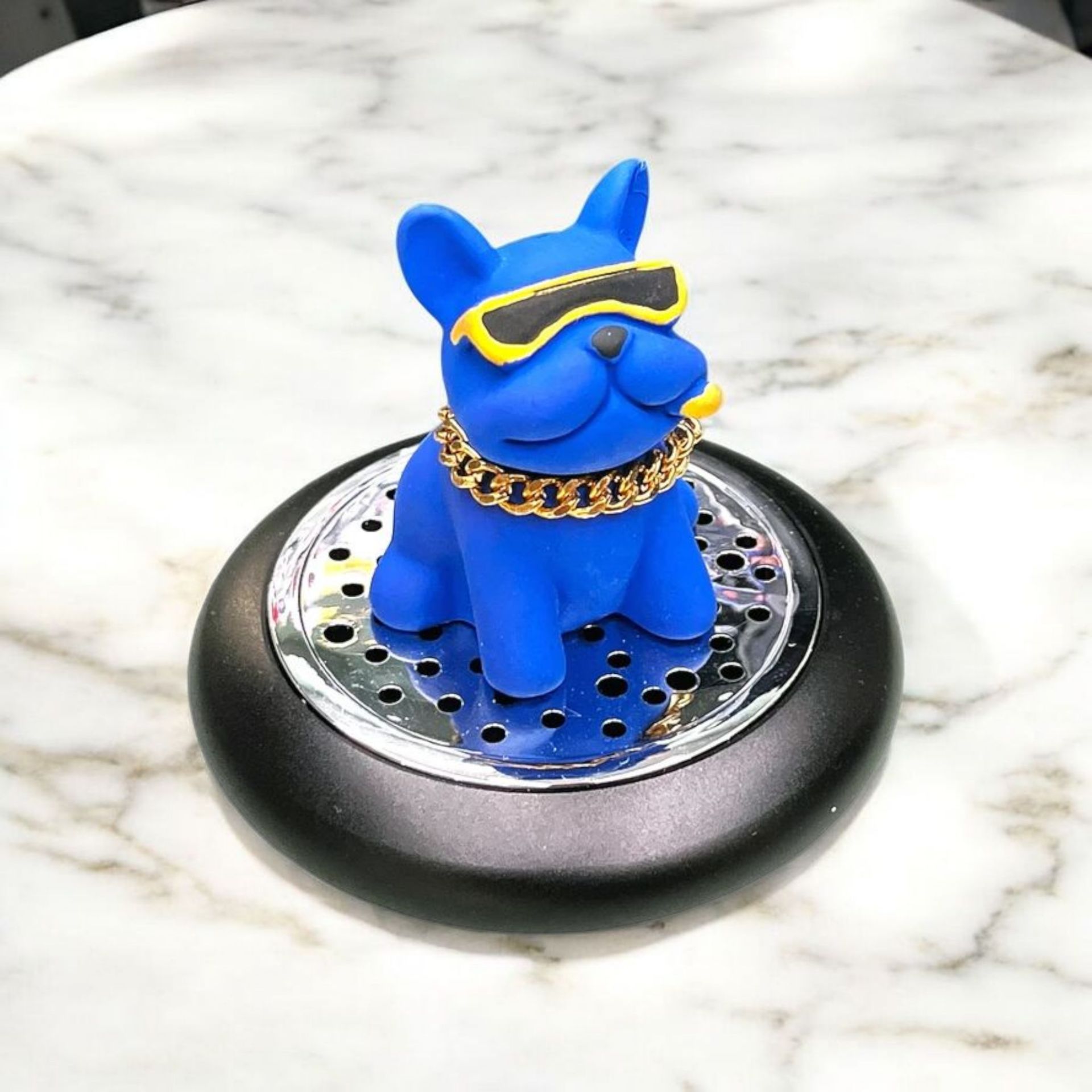 تصویر از خوشبو کننده خودرو  لاکچری